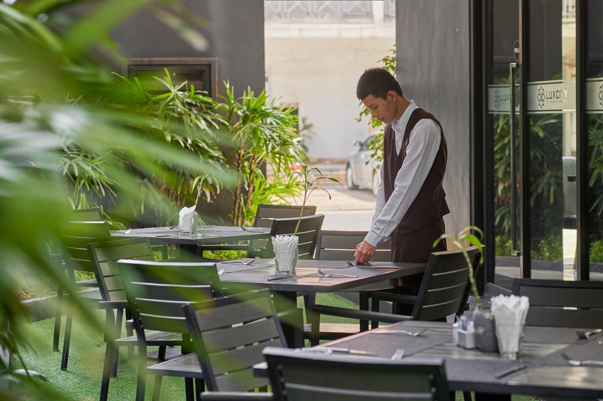 Luxcity Hotel & Apartment Phnom Penh Eksteriør billede